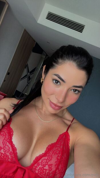 Pie L nude photo #39