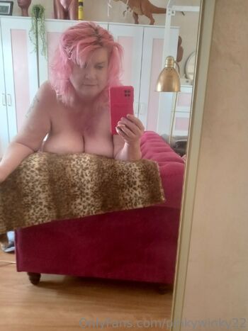 pinkywinky22 nude photo #40