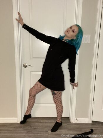 porcelainbaby nude photo #22