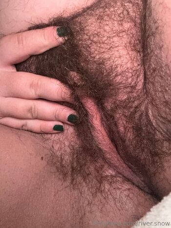river.snow nude photo #15