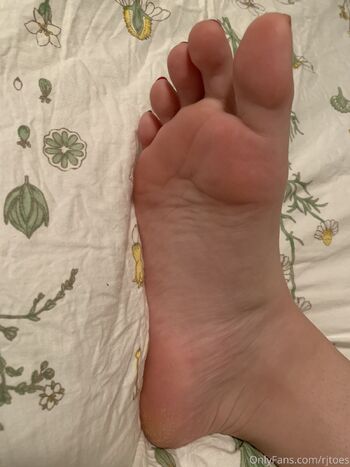 rjtoes nude photo #14