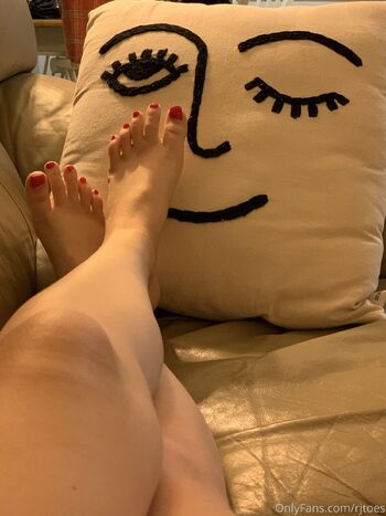rjtoes nude photo #17
