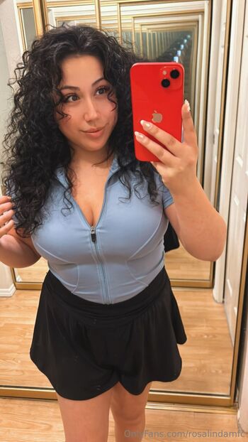 rosalindamfc nude photo #7