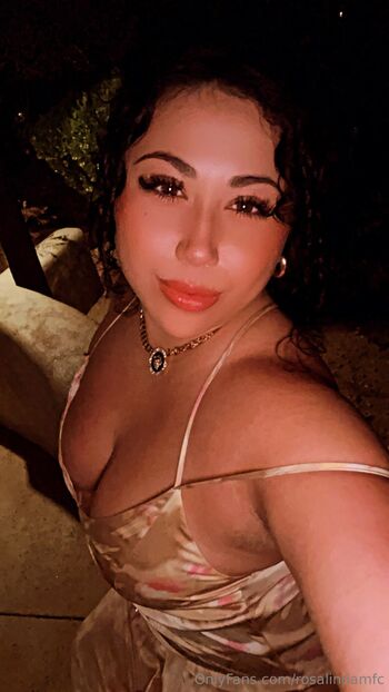 rosalindamfc nude photo #8