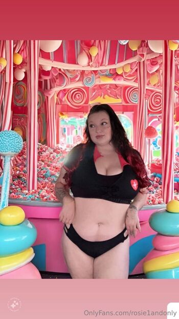 rosie1andonly nude photo #4