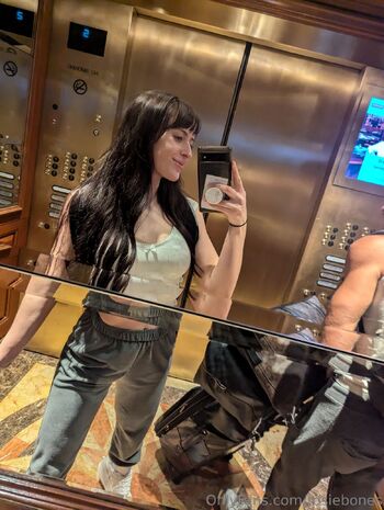 Rosie Bones nude photo #22