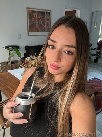 Sara Core nude photo #4