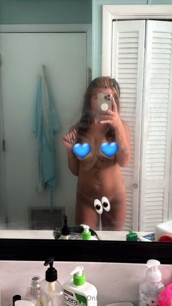 sinfulmary nude photo #14