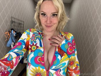 smartykat nude photo #32