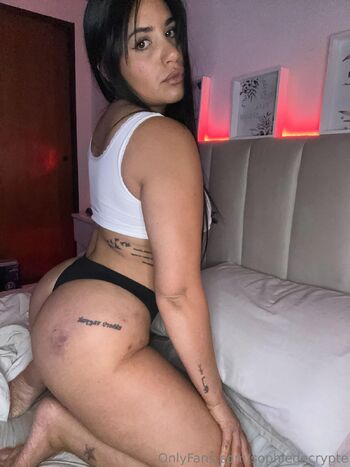 Sooophie / sophiedecrypte nude photo #18