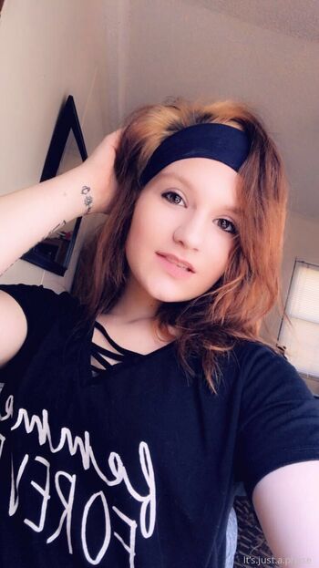 OnlyFans / spaced._.out66 nude photo #24