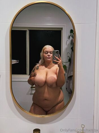 Mistress Spit / spite.doll nude photo #14