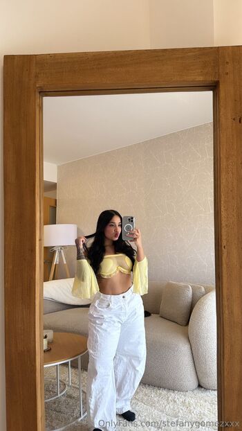 stefanygomezxxx nude photo #7