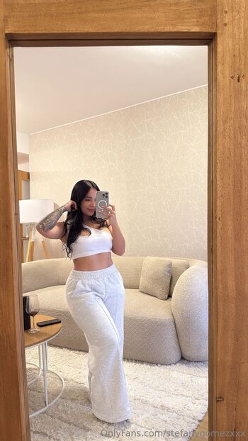 stefanygomezxxx nude photo #10