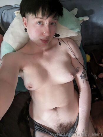 Celest / swaggy_aliens nude photo #36
