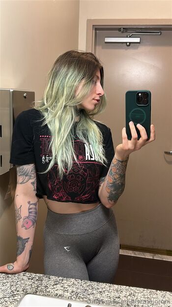 themajoroni nude photo #3