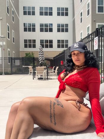 Fluffyfanc / thickfancy nude photo #2