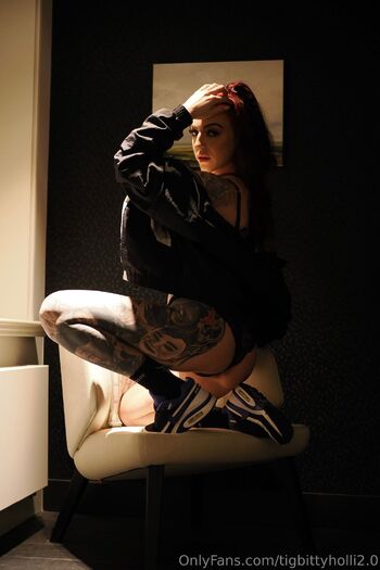 TigBittyHolli FREE / tigbittyholli2.0 nude photo #16