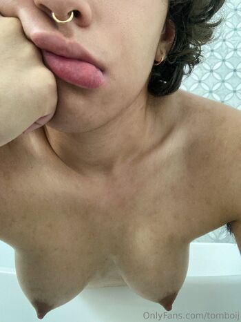 jax IS ON HIATU / tomboij nude photo #16