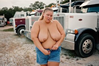 Chelcie Lyn / trailertrashtammy nude photo #12