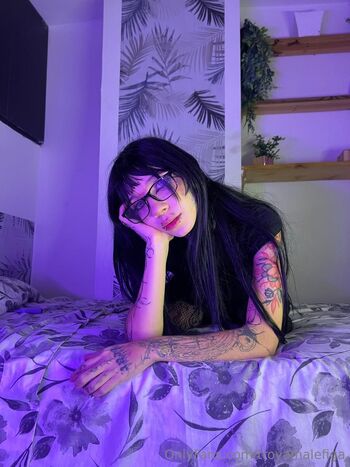 troyamalefiga nude photo #4