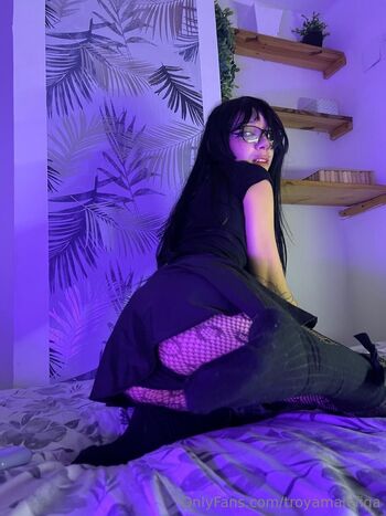 troyamalefiga nude photo #5