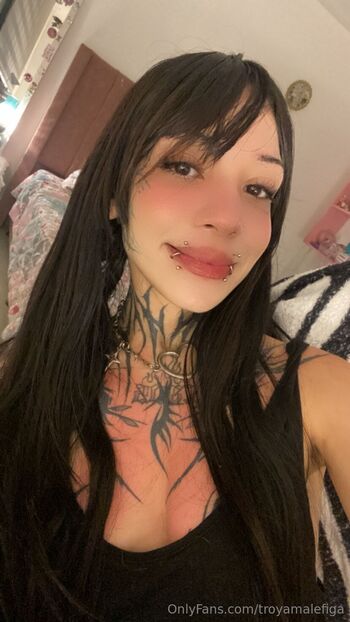 troyamalefiga nude photo #21