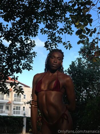tsenaica nude photo #5