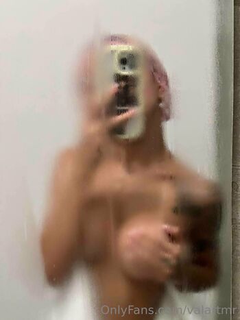 valentinakinky nude photo #6