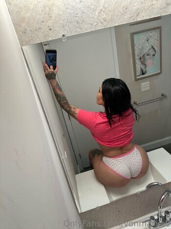 Von mary figueroa santo / vonmarye0 nude photo #15