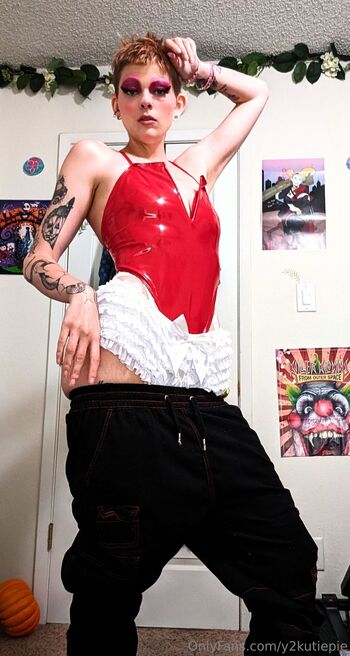 Kutie Pi / y2kutiepie nude photo #9
