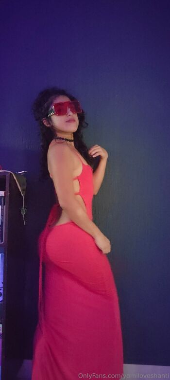 yamiloveshanti nude photo #7