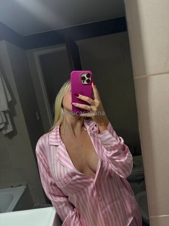 Yesica Cabaña / yesicacabana nude photo #8