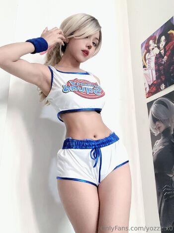 yozzz.x0 nude photo #7