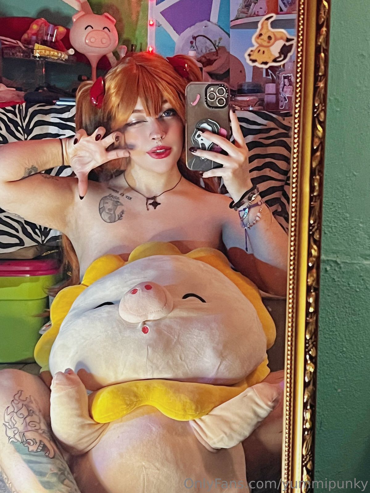yummipunky nude photo #31
