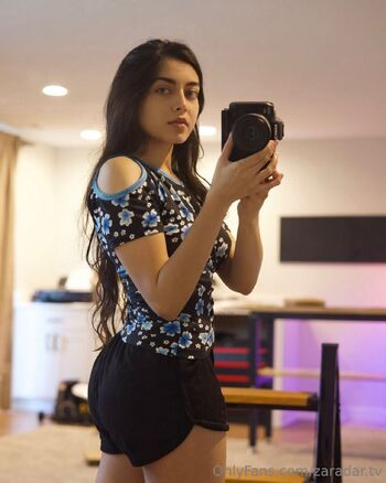 Zara Dar / zaradar.tv nude photo #33