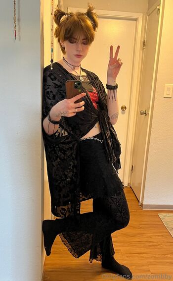 jayzombby / zombby nude photo #7