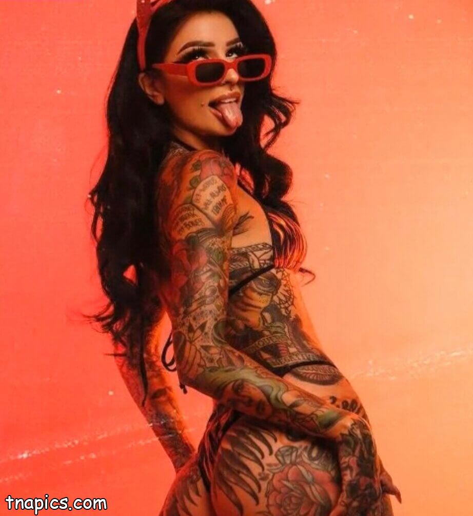 Angela Mazzanti Nude 2