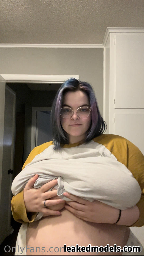 Honeybiscuit20 Naked 10