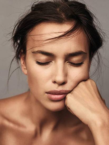 irina shayk face close up