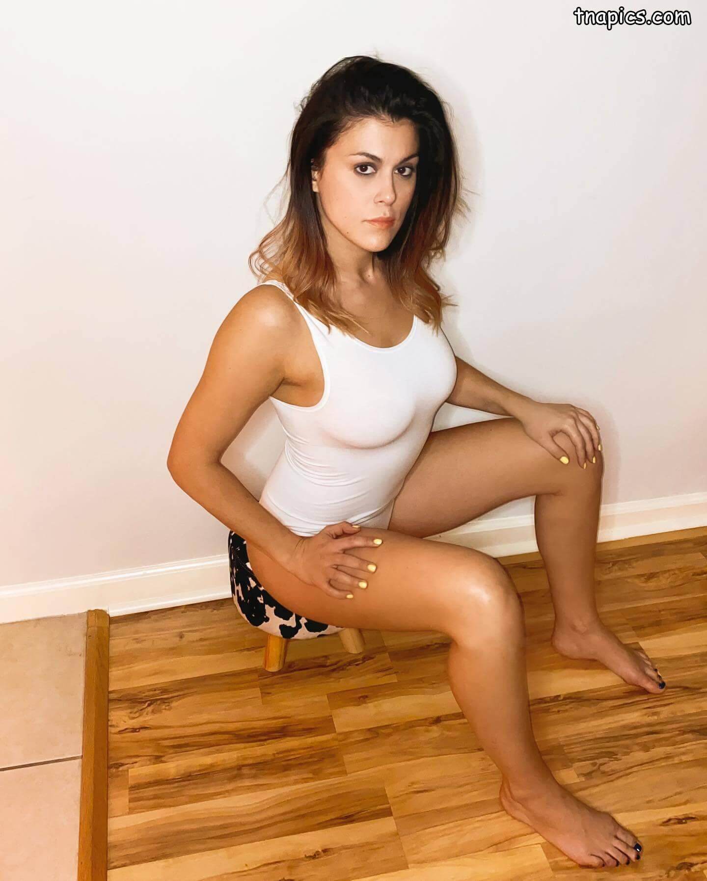 Lindsey Shaw Nude 17