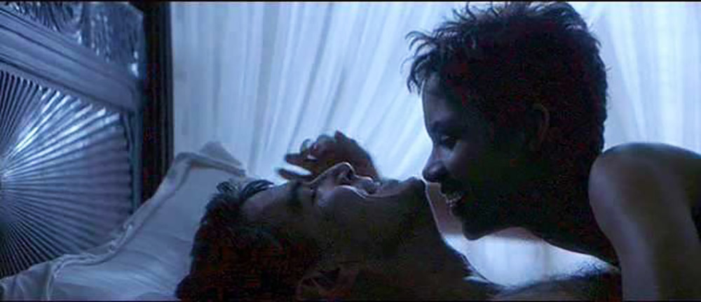 sexy Halle Berry sex scene