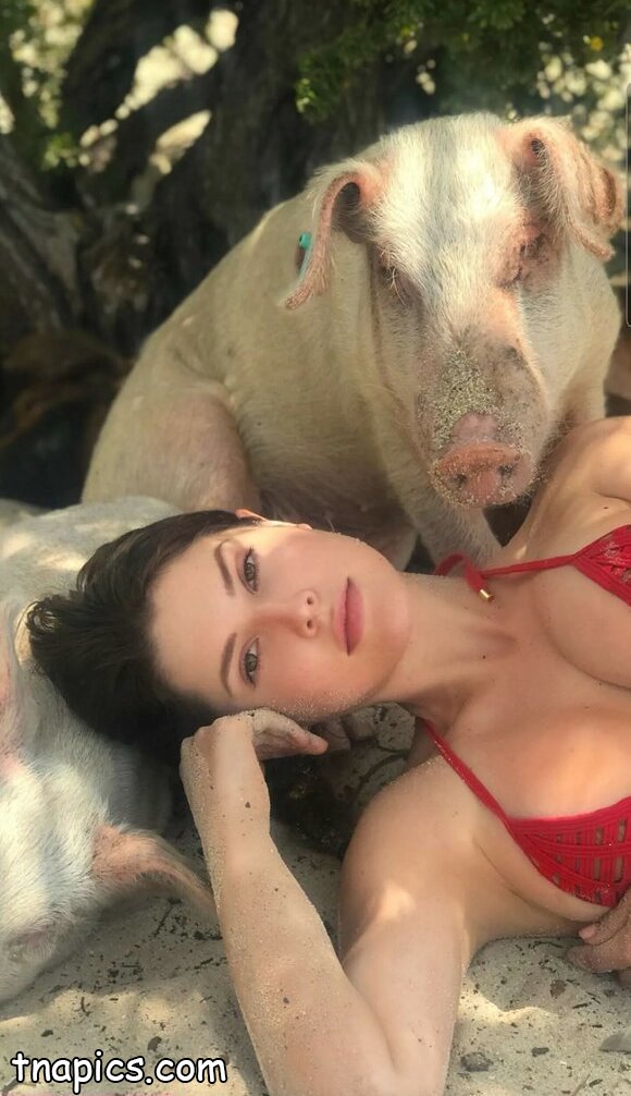 Amanda Cerny Nude Leaks 18