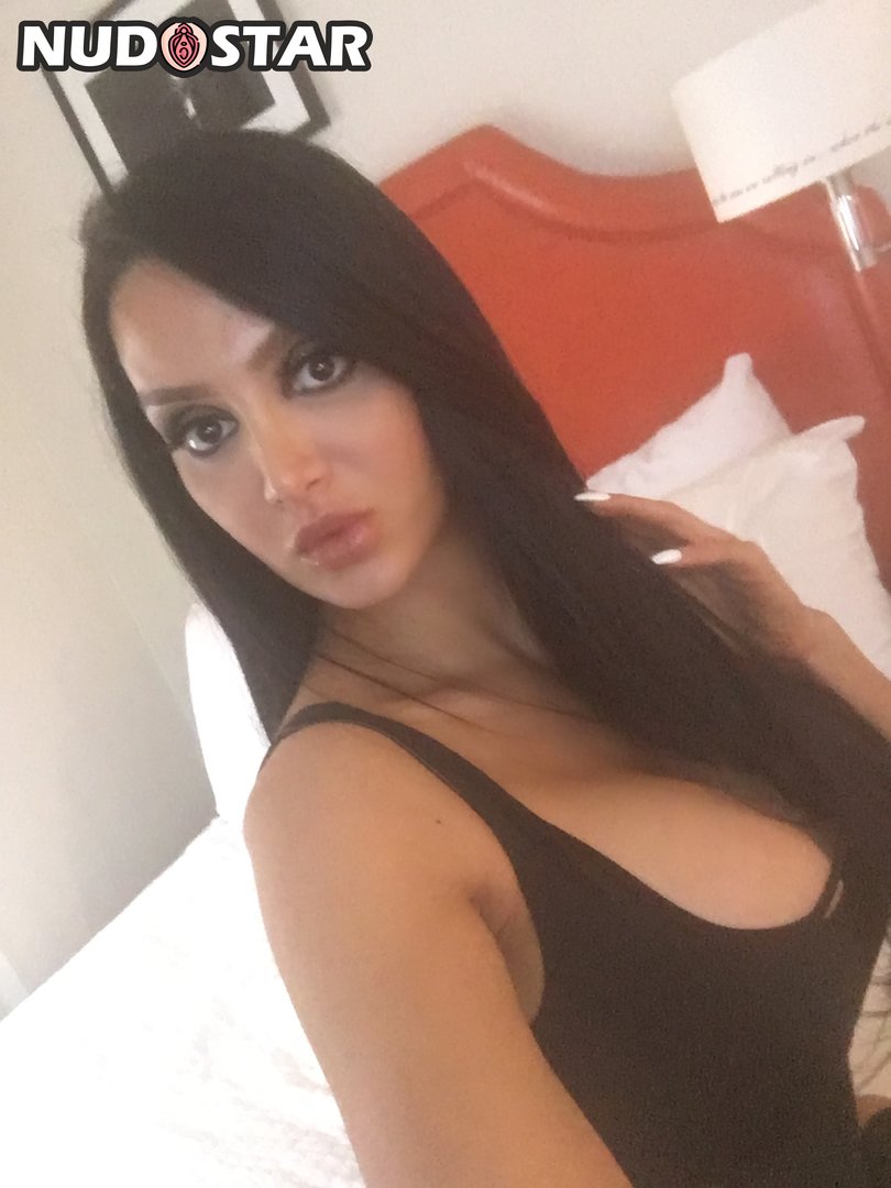 Amyanderssen Leaked Photo 22