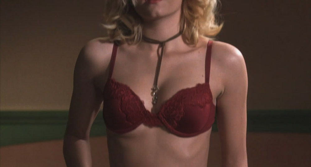 Elisha Cuthbert naked sex