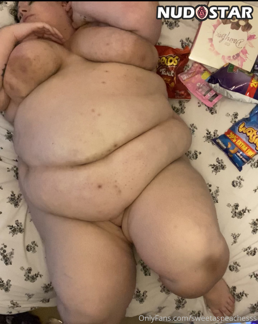 Sweetaspeachesss Leaked Photo 20