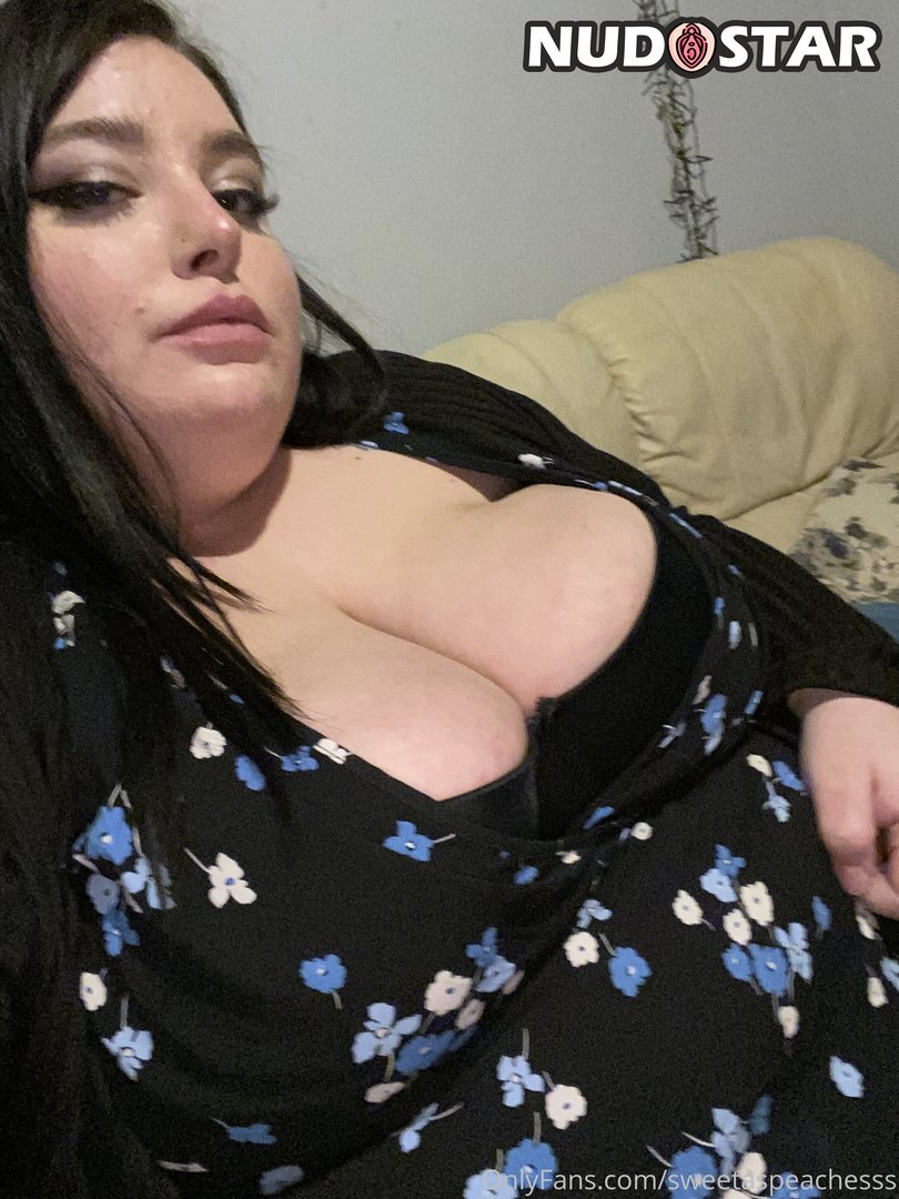 Sweetaspeachesss Leaked Photo 48