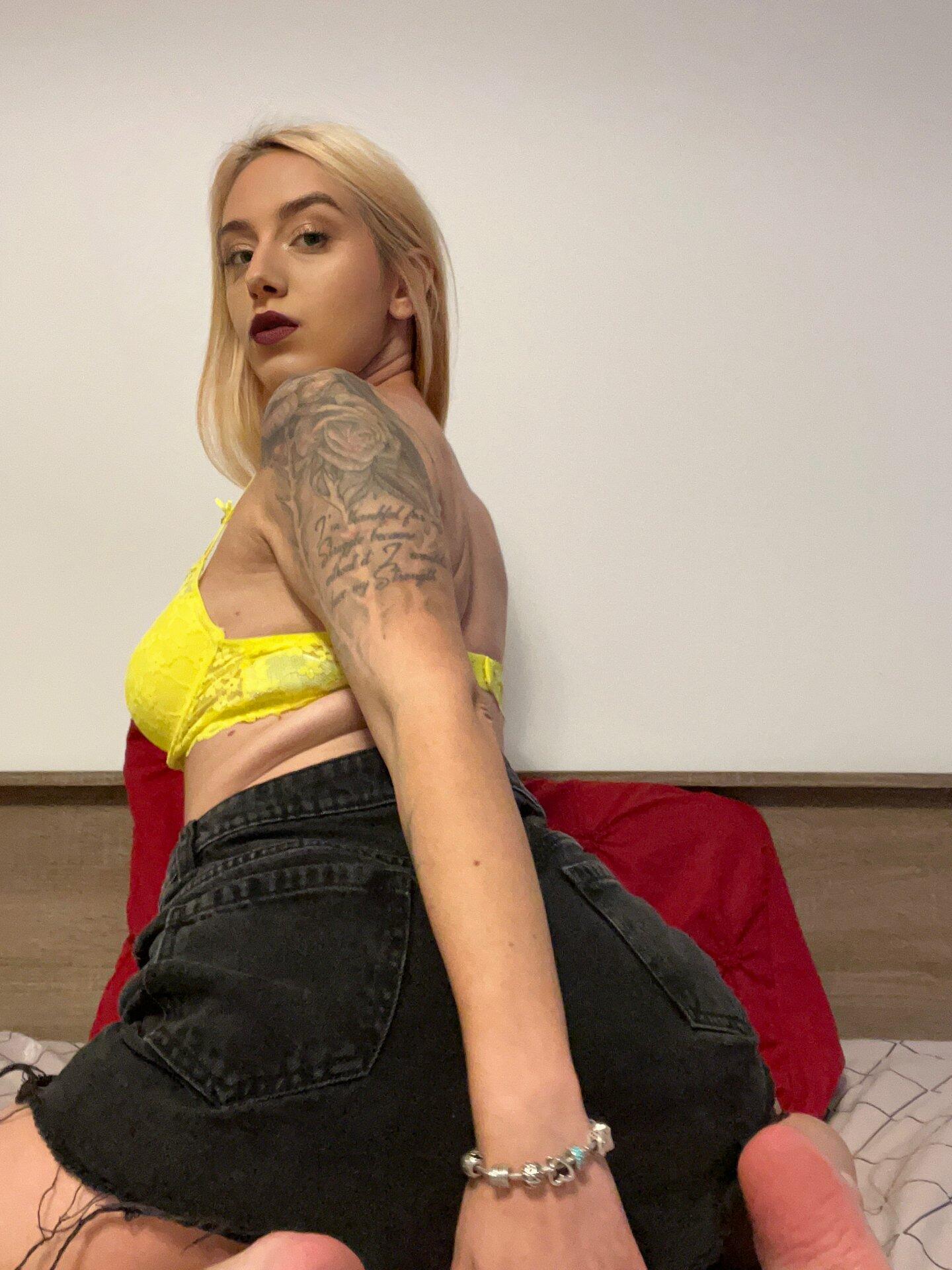 goddess-blaze Nude OnlyFans Leaks 6