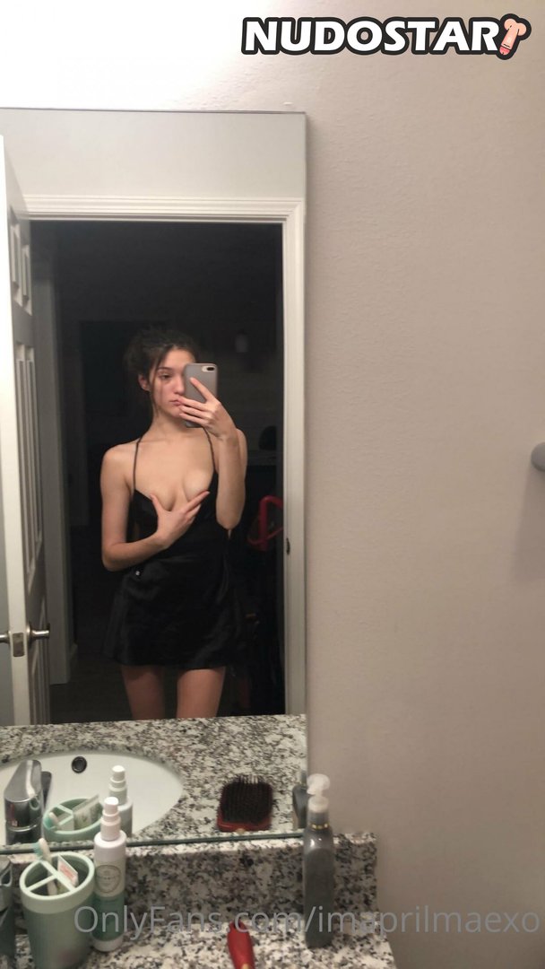 April Mae Leaked Photo 40