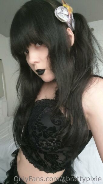 abrattypixie Nude Leaks OnlyFans Photo 3